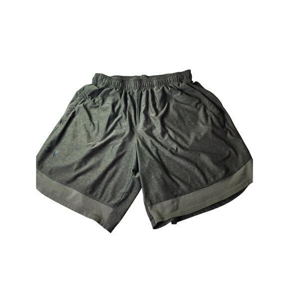 UNDER ARMOUR Lightweight Green Play Up Loose Athletic Active Shorts SZ L - Picture 1 of 9
